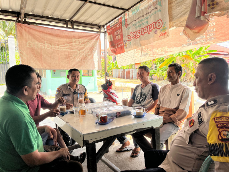 Warga Kampung Bandar dan Padang Terubuk Dukung Cooling System Polsek Senapelan