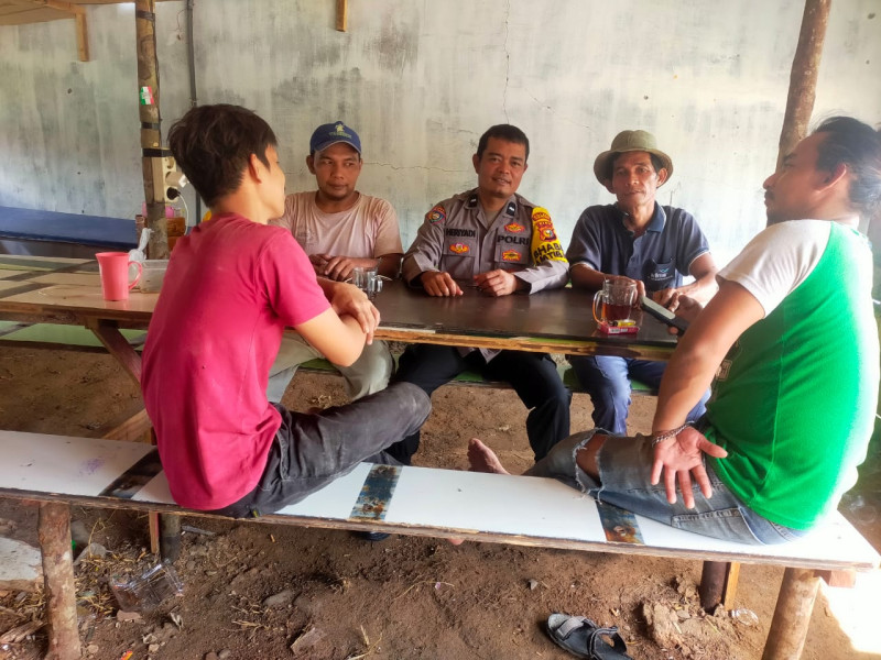 Polsek Bagan Sinembah Beri Himbauan Pilkada Damai ke Masyarakat Pasir Putih Utara