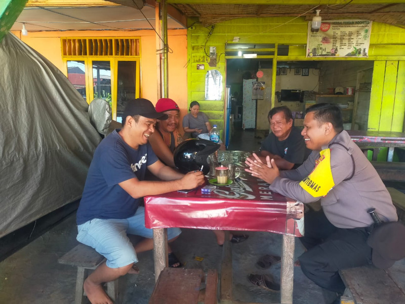 Bhabinkamtibmas Kep Bagan Sinembah Kec Bagan Sinembah Raya Tidak Bosan-Bosannya melaksanakan Cooling System Beri Himbauan Pilkada Damai kepada Masyarakatnya