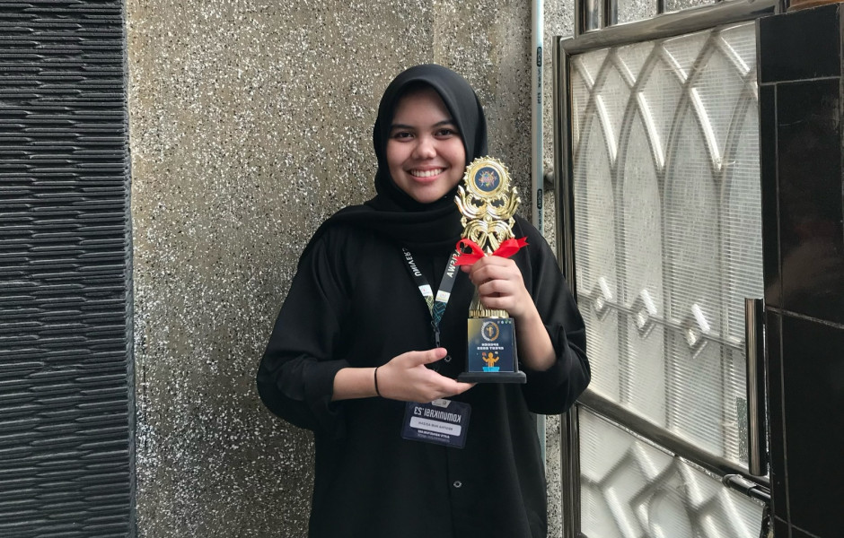 Regitha Nur Azizah, Peraih Beasiswa PHR yang Sabet Juara Nasional Pidato Bahasa Inggris