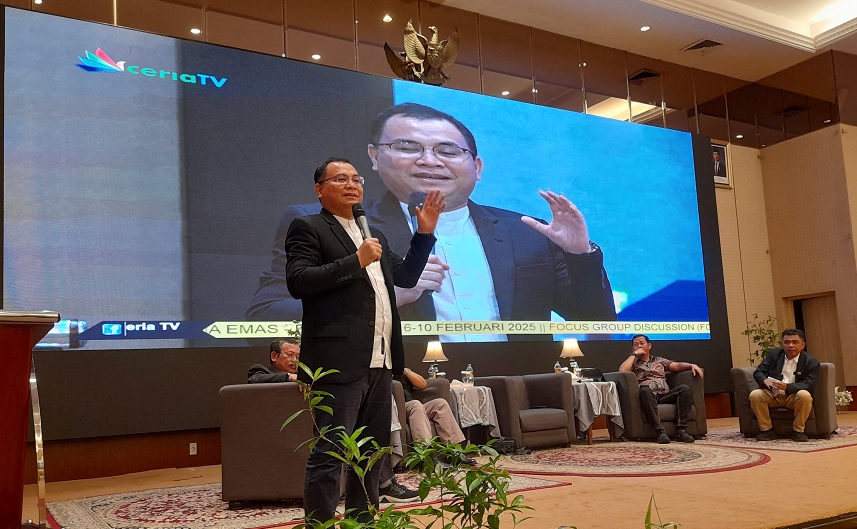 500 Peserta Hadiri FGD PWI Riau, Prof Junaidi Dorong Kepsek Bekerja Sesuai Regulasi