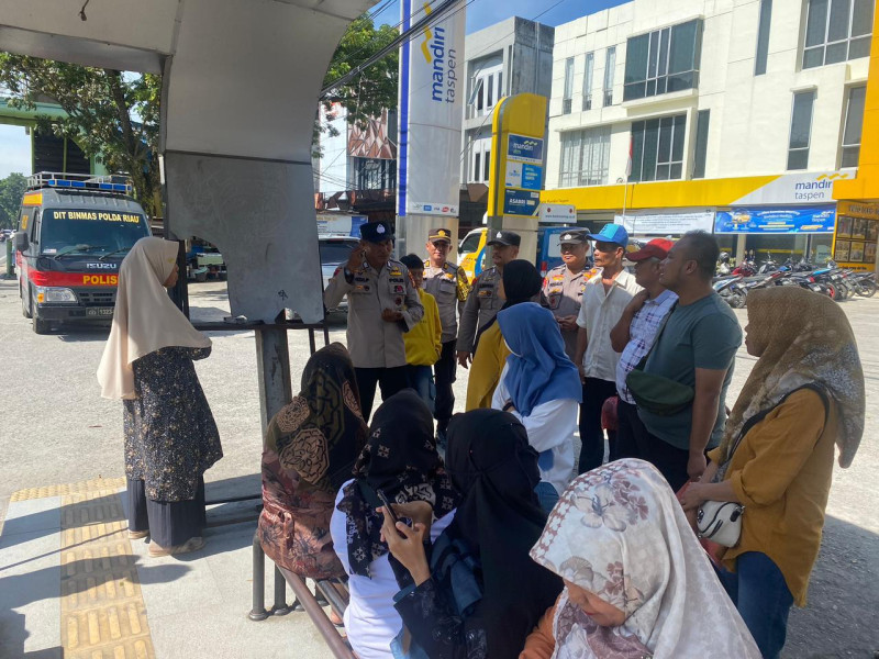Guna Pastikan Suasana Kondusif Pasca Pencoblosan Kepala Daerah, Personel Satgas Preemtif Subsatgas Binmas Polda Riau Laksanakan Kegiatan Ops Mantap Praja LK 2024