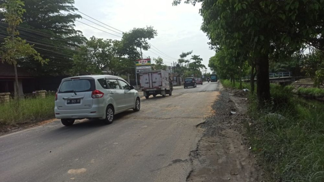 Jalan Parit Indah Pekanbaru yang Rusak Parah Kini Sudah Mulus